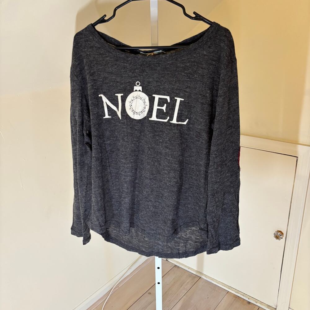Southern Grace NWT Women's Long Sleeve Gray Christmas "Noel" Sweater Size M